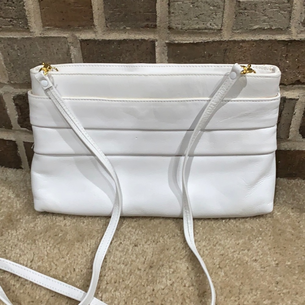 Vintage White Leather Amanda Smith Purse